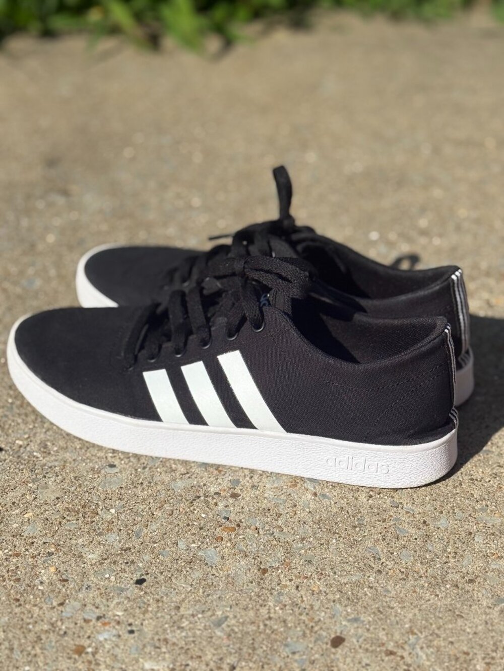 adidas Daily 3.0 Men's Canvas Sneakers Black White Normcore US 9 4004